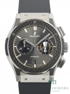 HU718