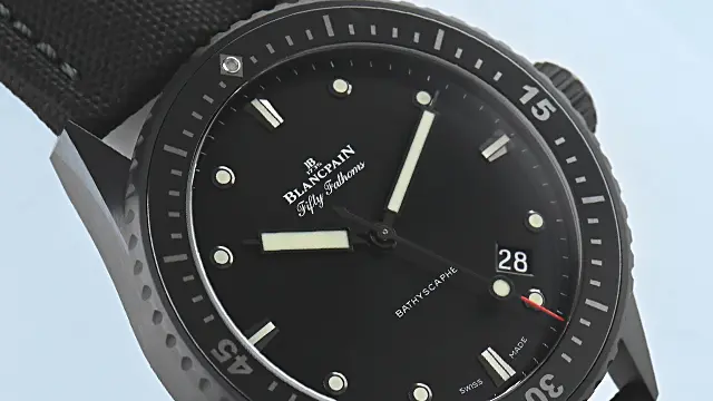 ブランパンの名作【フィフティファゾムス】デザイン・価格・ライバルと